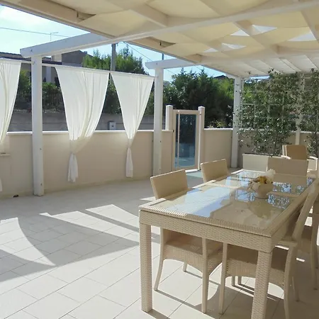 Guest house La Poesia 3*