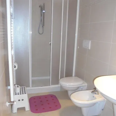 La Poesia 3* רוקה אימפריאלה