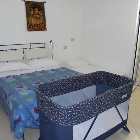 La Poesia 3* רוקה אימפריאלה