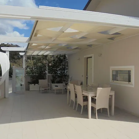 La Poesia בית הארחה